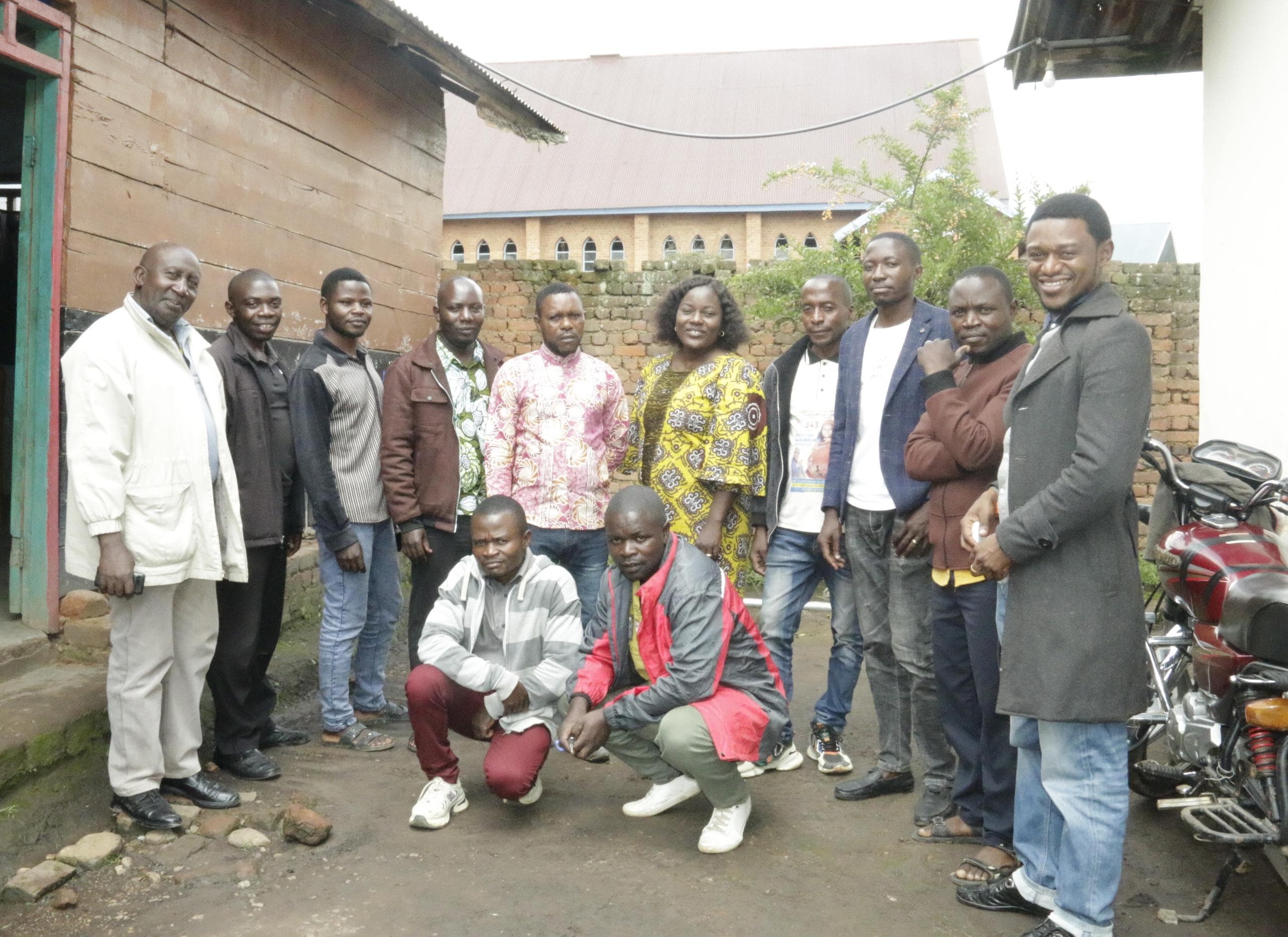 Lubero : 10 hommes  formés à la masculinité positive par la SAFDF appuyée par le HCR pour lutter contre les VBG